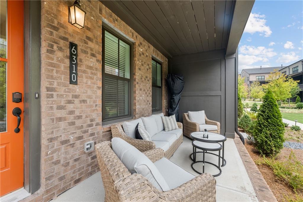 6310 Cortland Walk