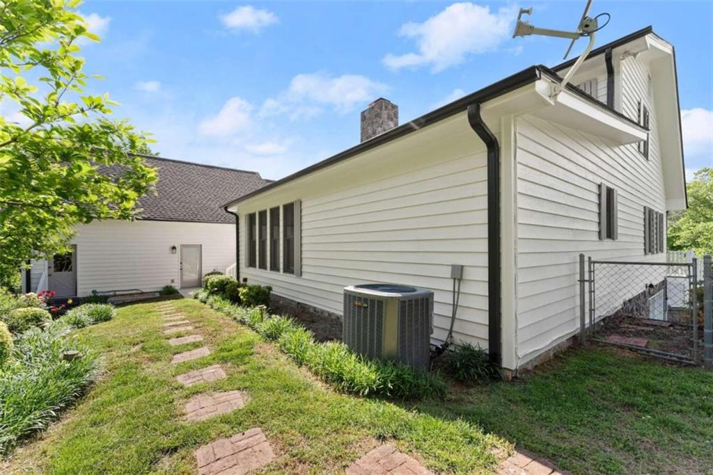 384 Pine Grove Road
