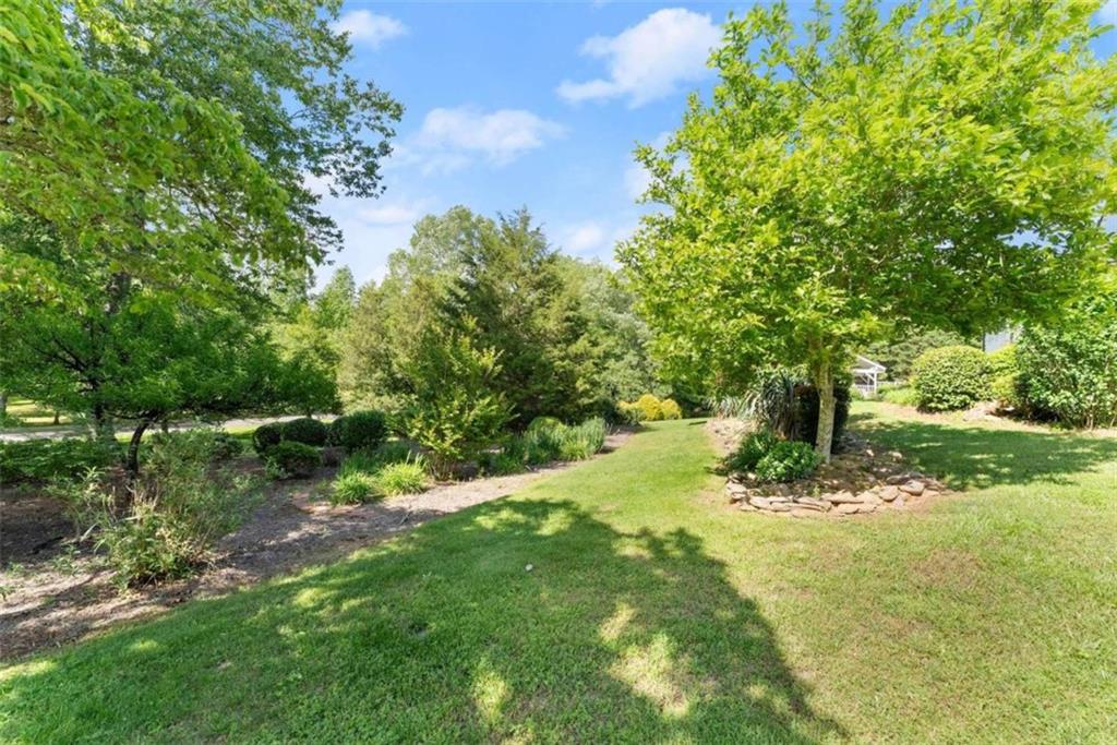 384 Pine Grove Road