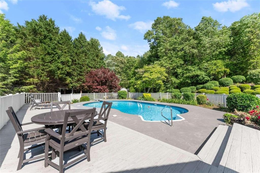 384 Pine Grove Road