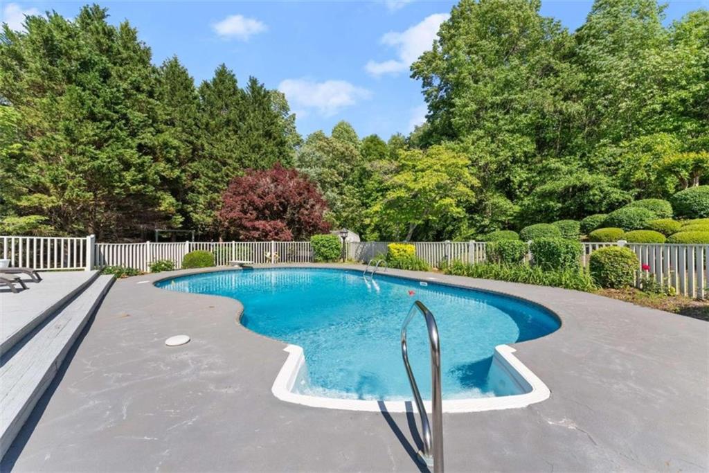 384 Pine Grove Road