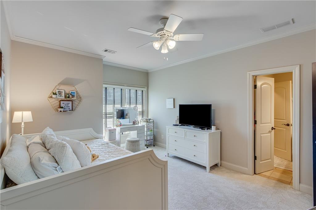 6205 Random Winds Bluff