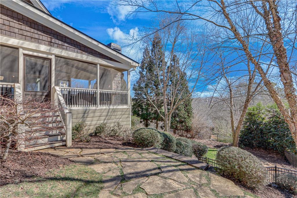 6205 Random Winds Bluff