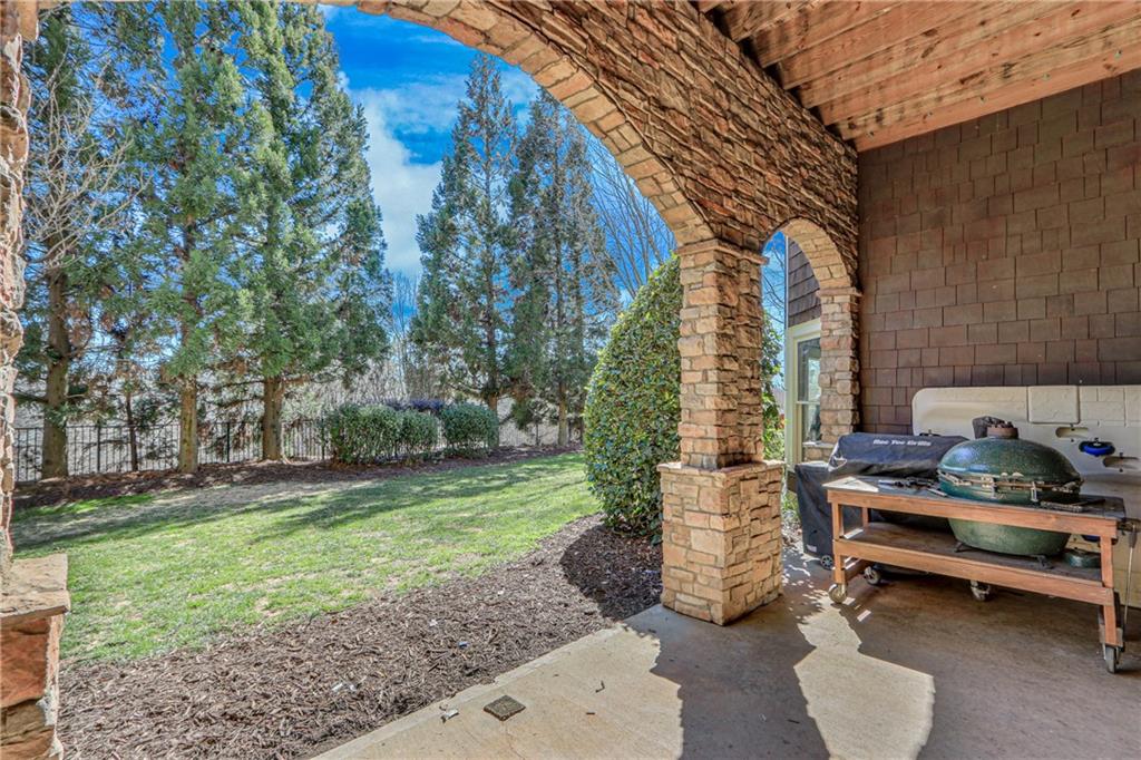 6205 Random Winds Bluff