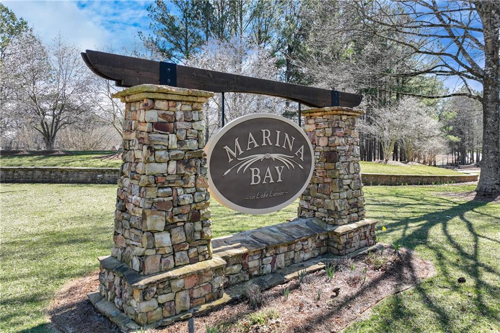 6205 Random Winds Bluff