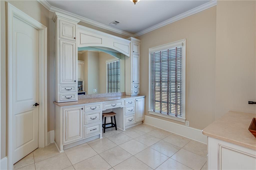 6205 Random Winds Bluff