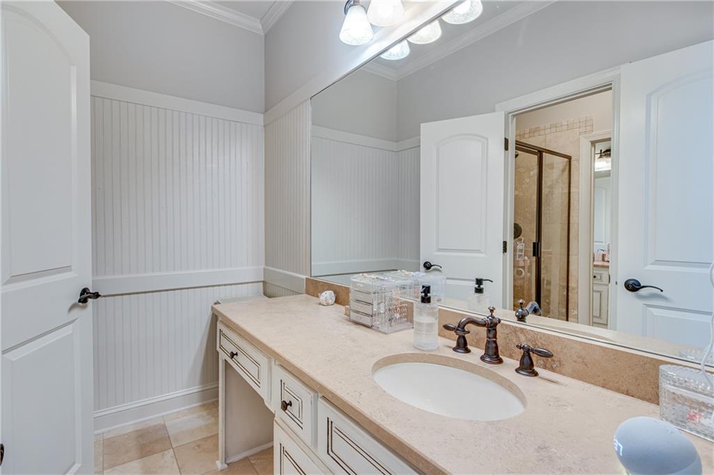 6205 Random Winds Bluff