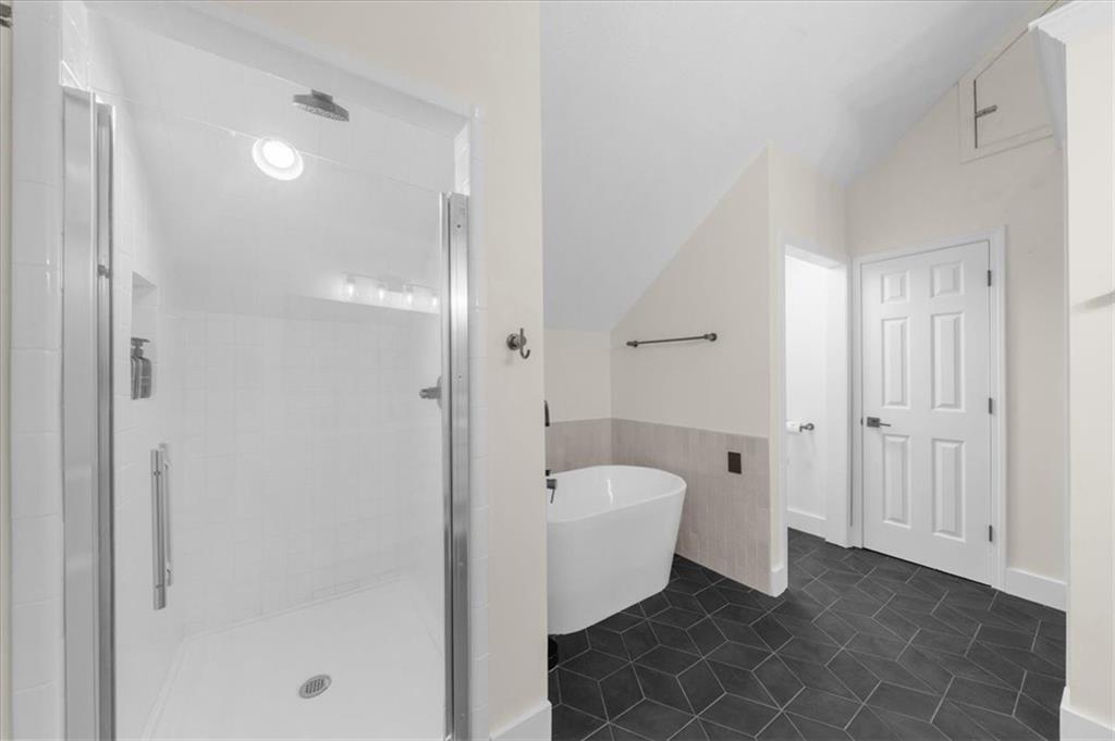 4735 Log Cabin Road
