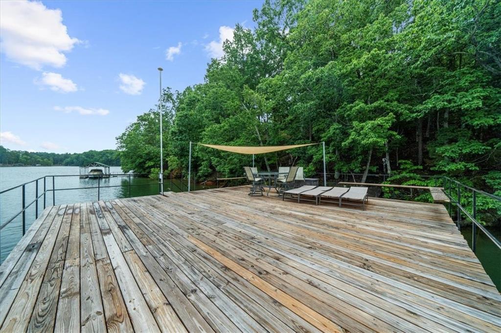 4735 Log Cabin Road