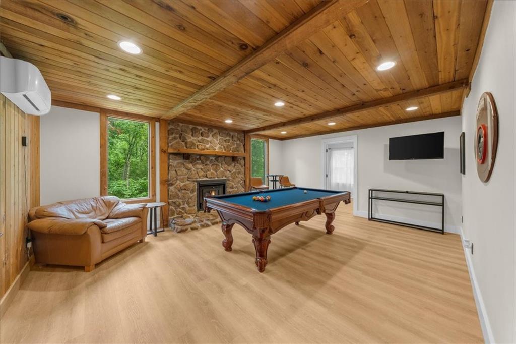 4735 Log Cabin Road