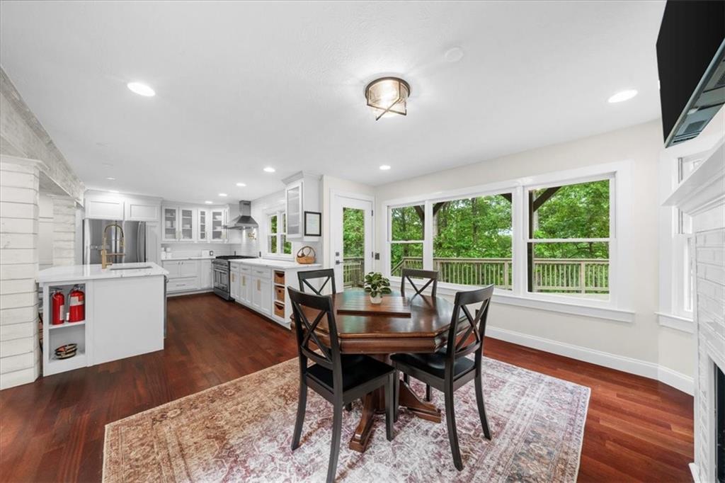4735 Log Cabin Road
