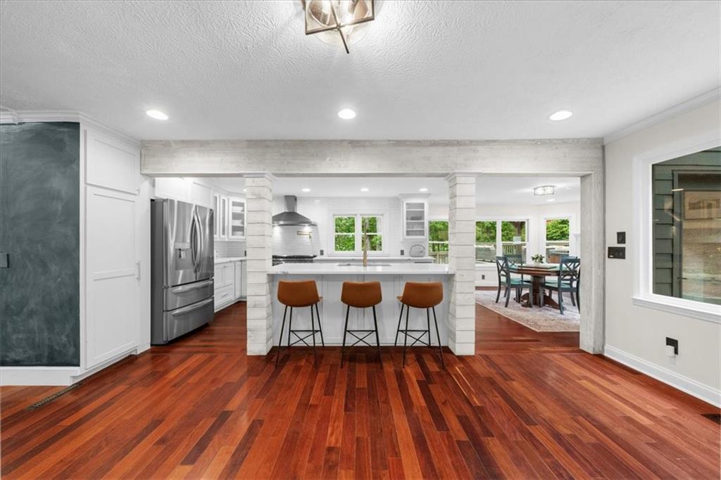 4735 Log Cabin Road