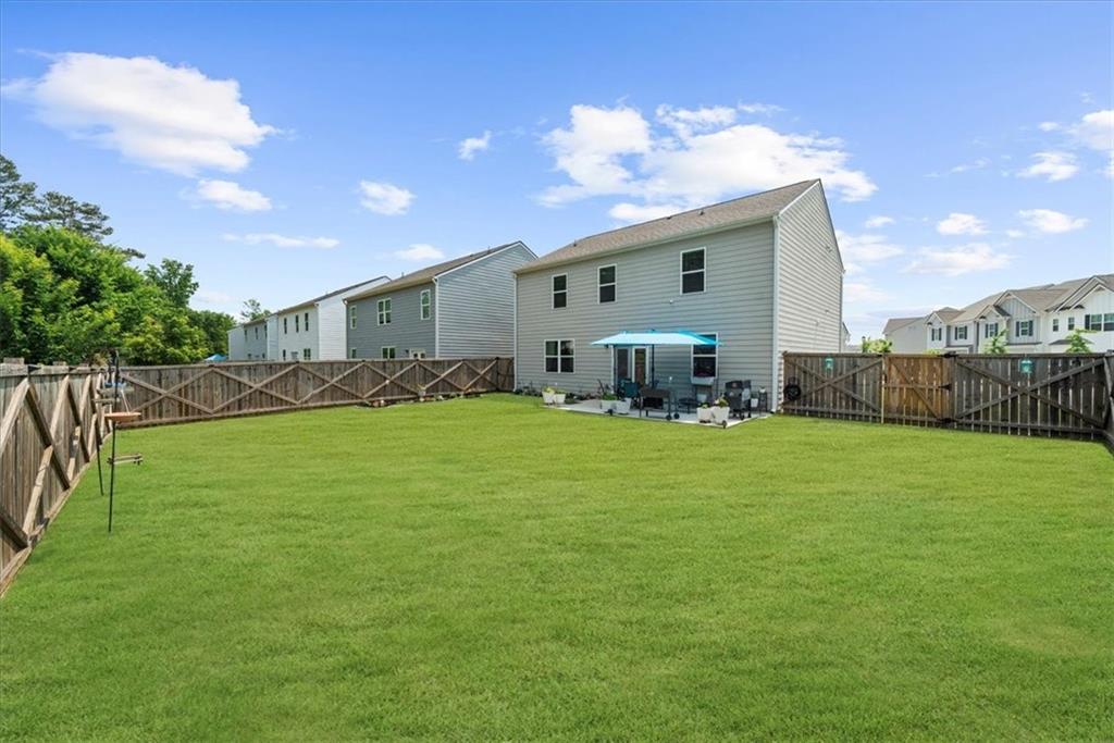 5634 Barberry Avenue