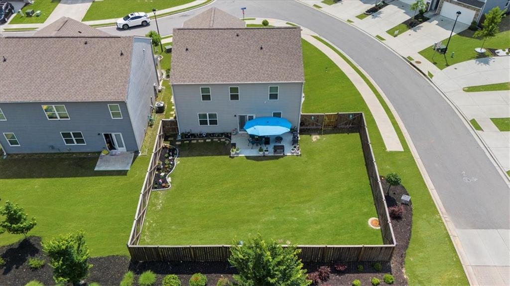 5634 Barberry Avenue