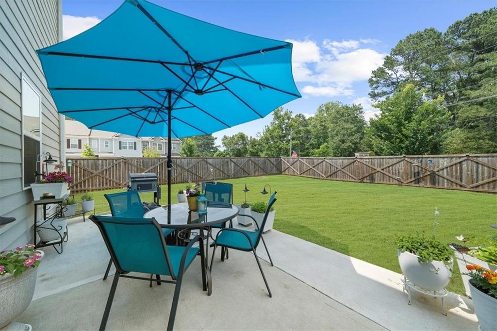 5634 Barberry Avenue