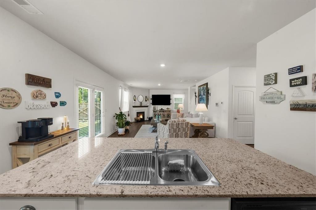 5634 Barberry Avenue