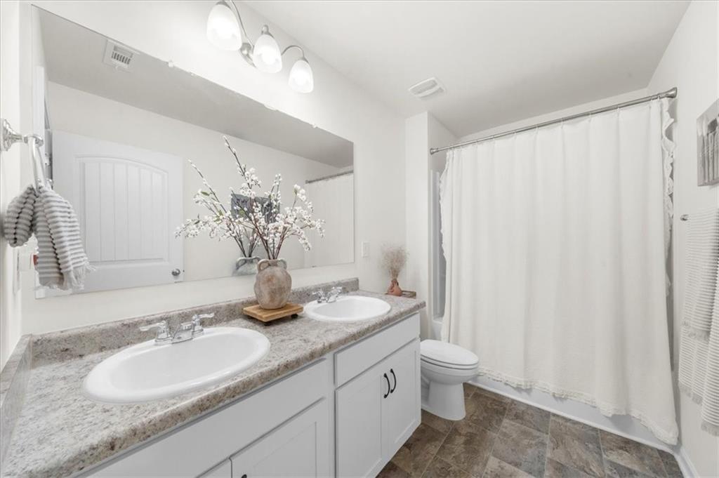 5634 Barberry Avenue