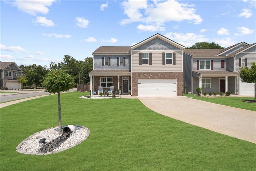 5634 Barberry Avenue