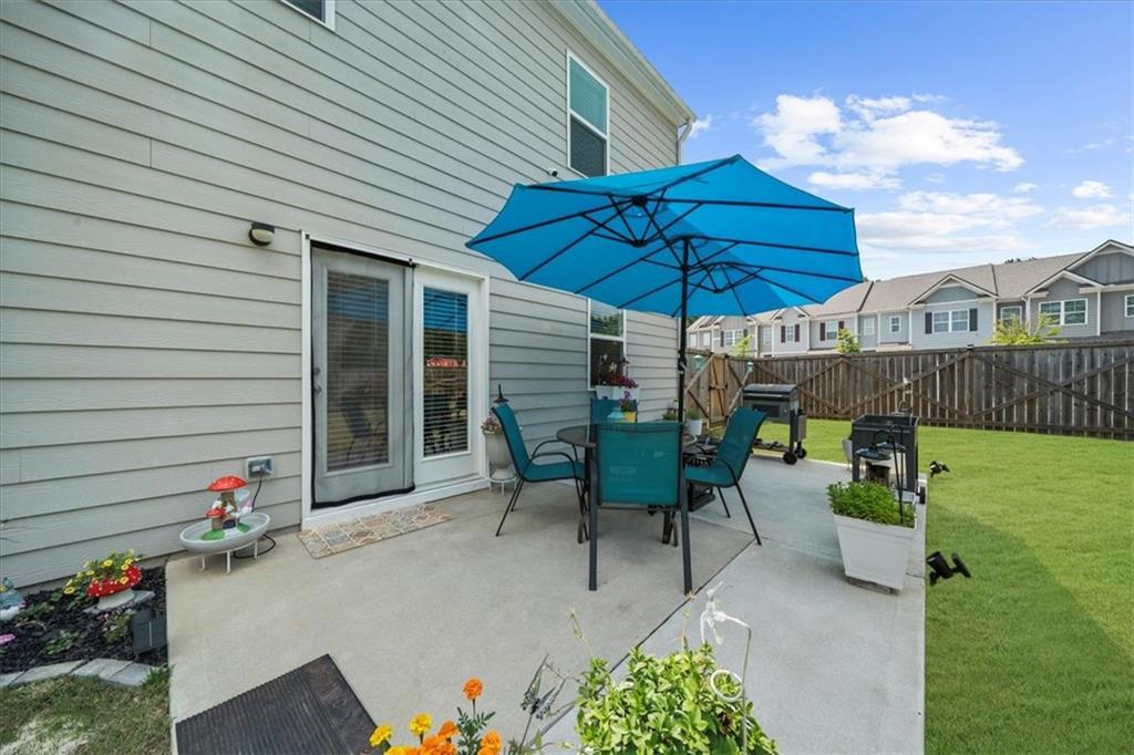 5634 Barberry Avenue