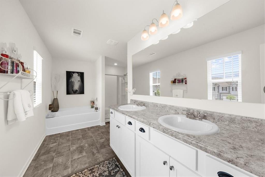 5634 Barberry Avenue