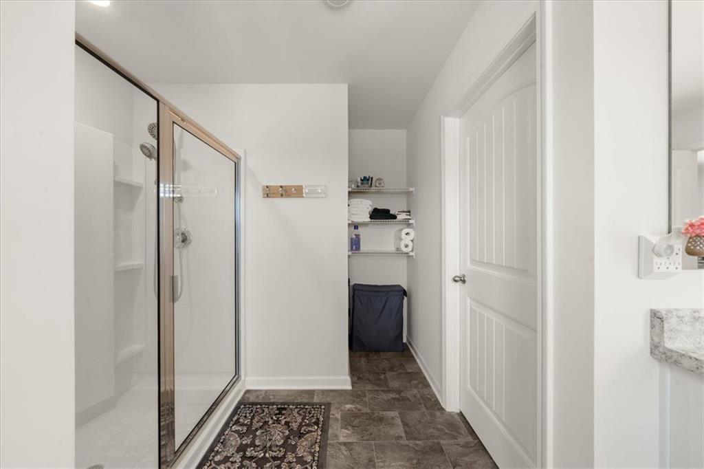 5634 Barberry Avenue