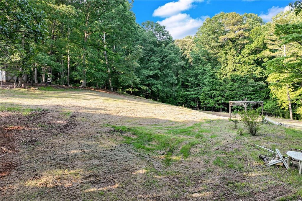 2020 War Hill Park Road