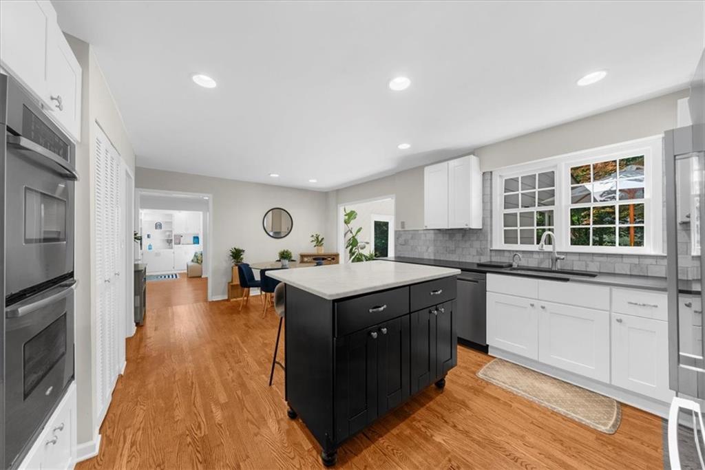 245 W Spalding Drive