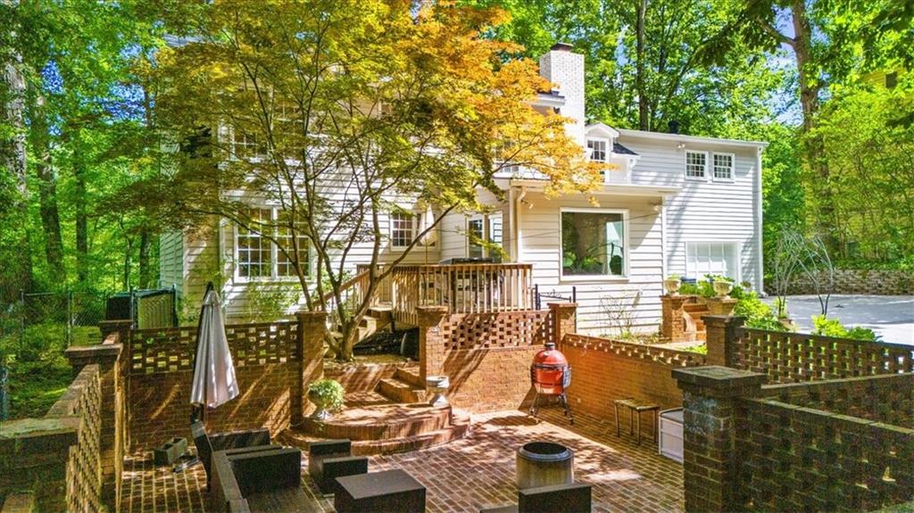 245 W Spalding Drive