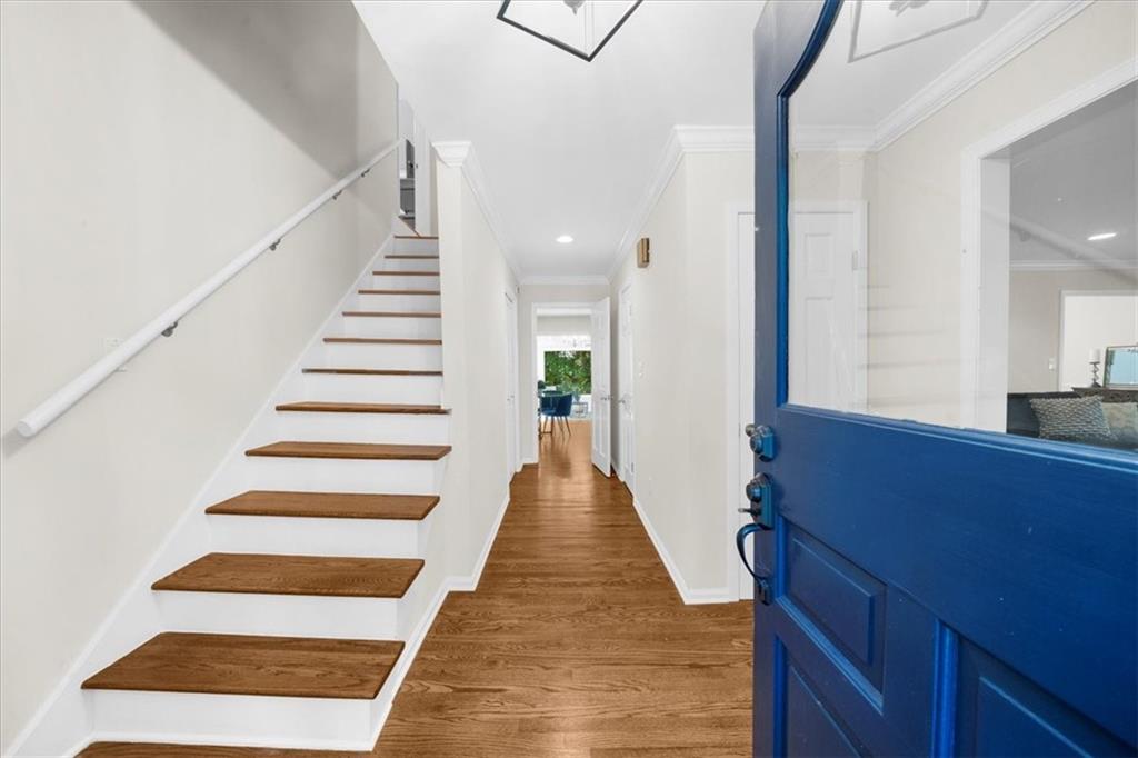 245 W Spalding Drive
