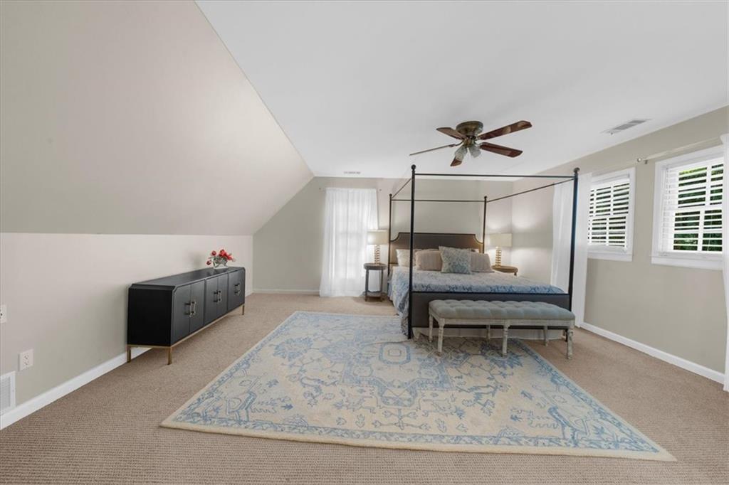 245 W Spalding Drive