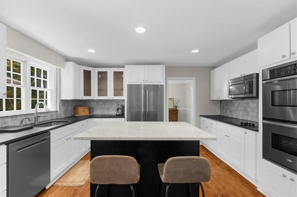 245 W Spalding Drive