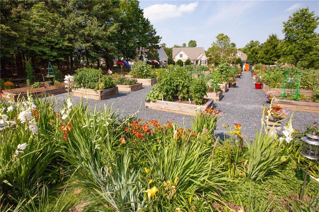 3719 Cresswind Parkway SW