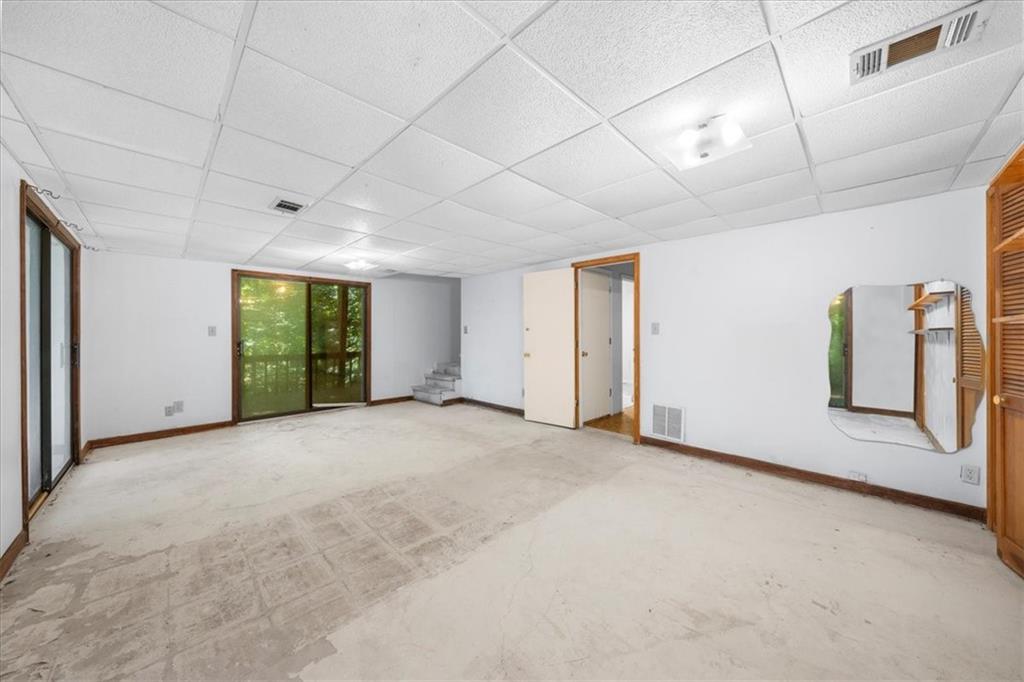 6800 Thunder Trail