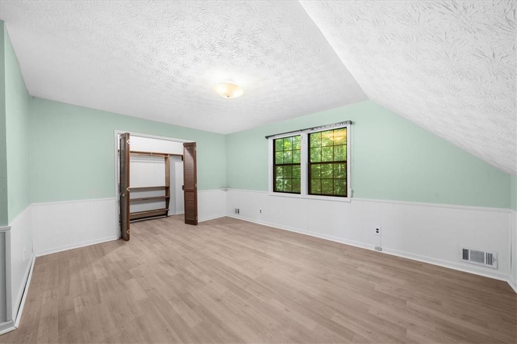 6800 Thunder Trail