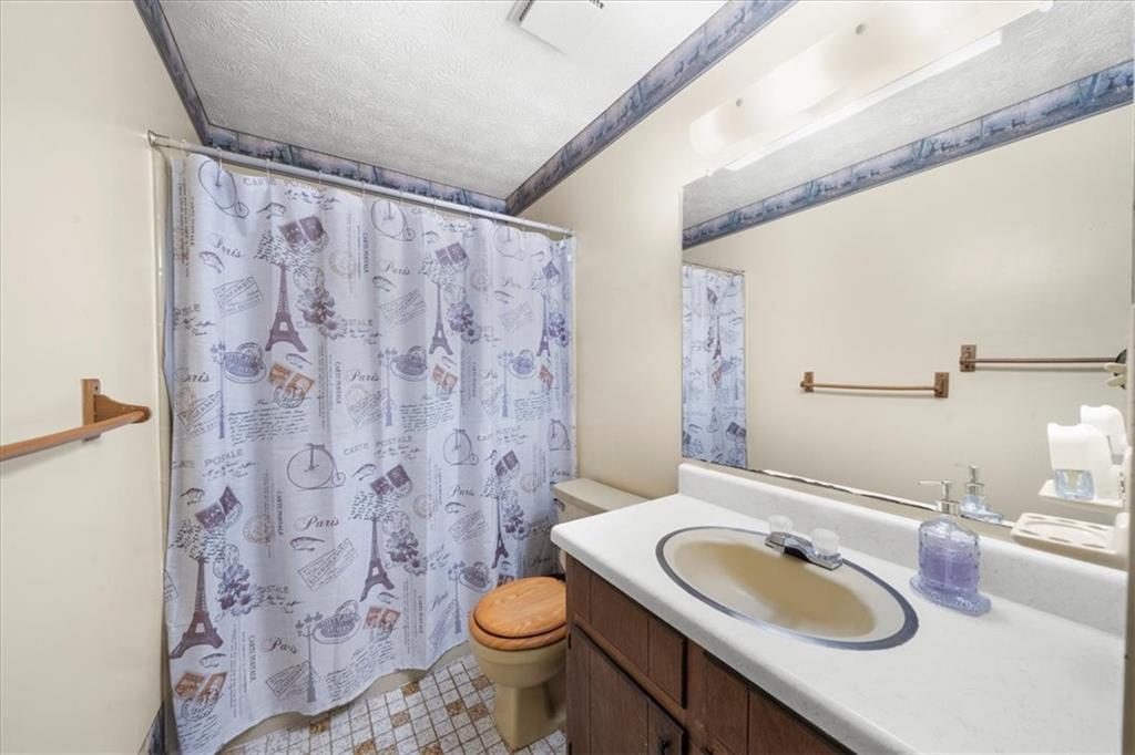 6800 Thunder Trail