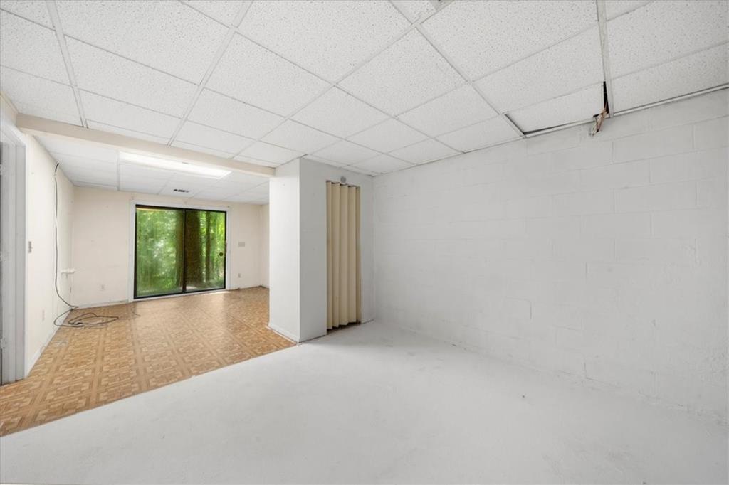 6800 Thunder Trail