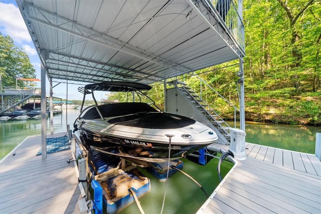 5850 Lake Harbor Trail