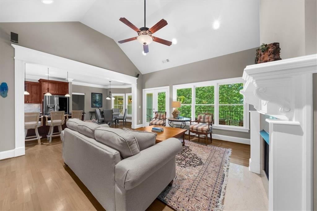 5850 Lake Harbor Trail