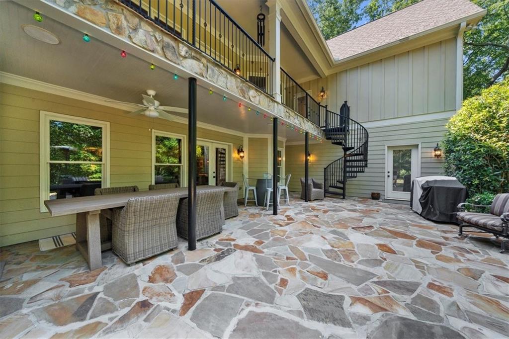 5850 Lake Harbor Trail