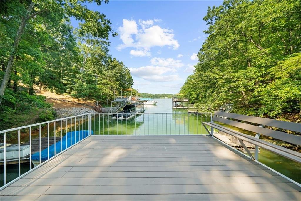 5850 Lake Harbor Trail