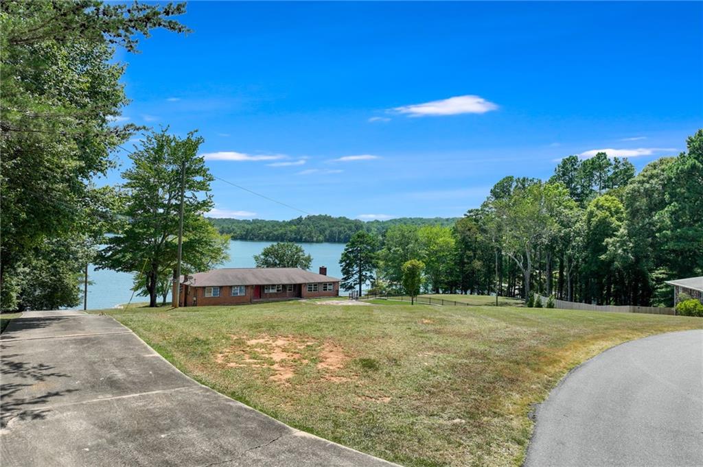 2237 Lake Ranch Court