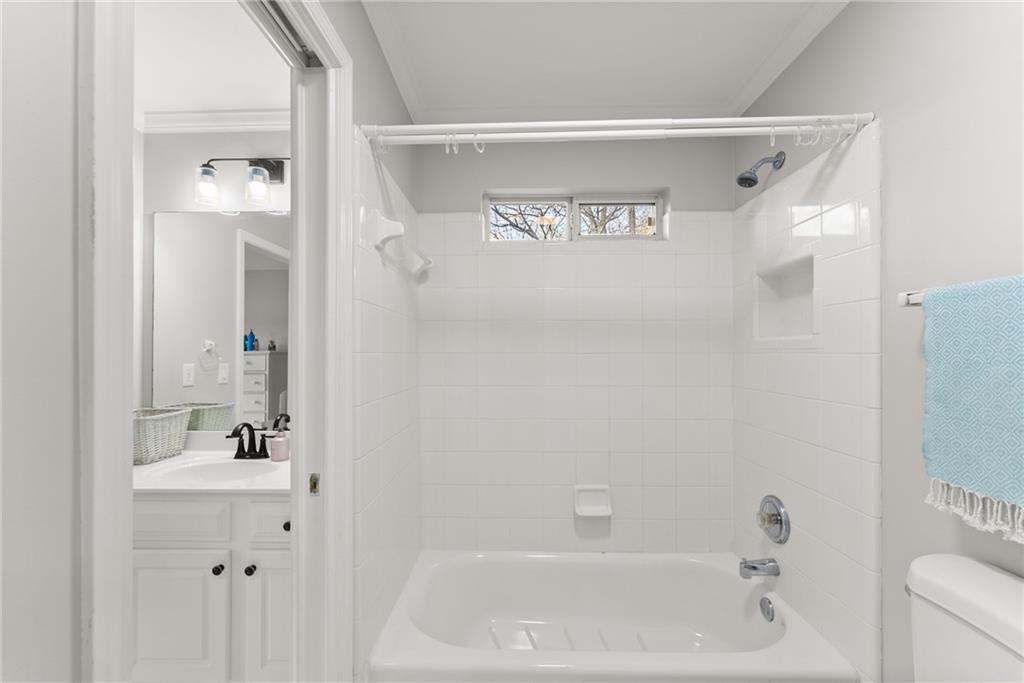 3498 Westhampton Way