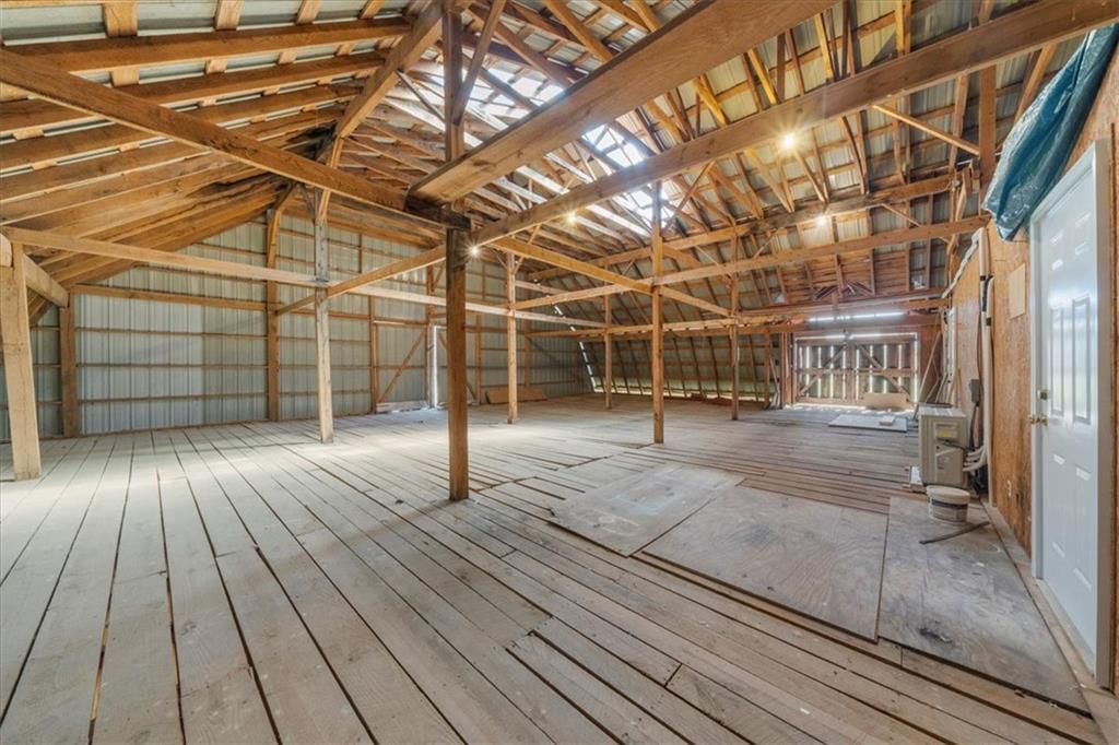 518 Overlook Dr 7.93 acres