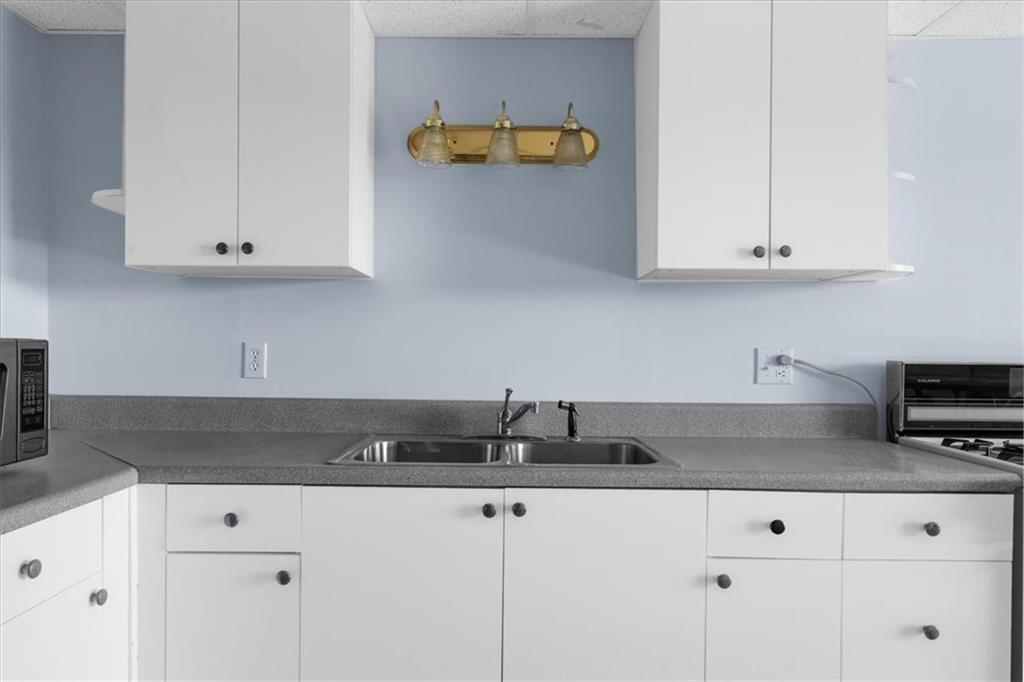 518 Overlook Dr 7.93 acres