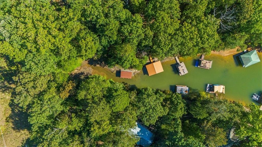 518 Overlook Dr 7.93 acres