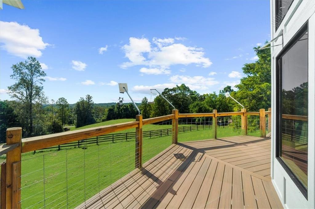 518 Overlook Dr 7.93 acres