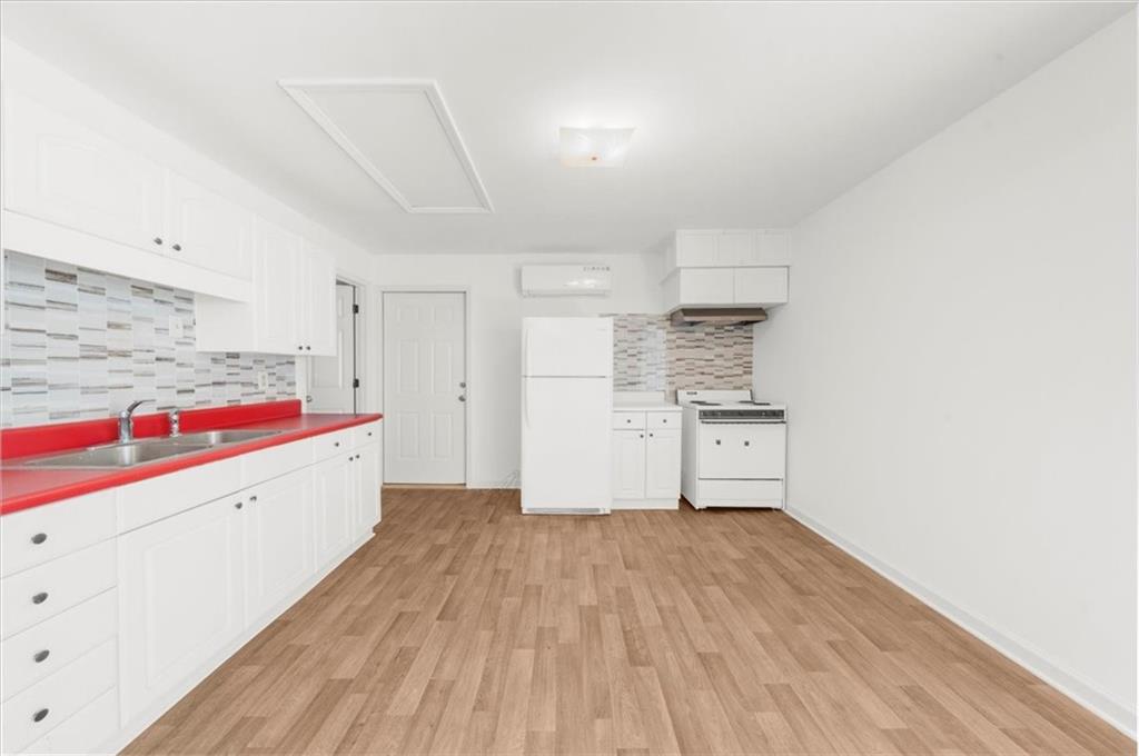 518 Overlook Dr 7.93 acres