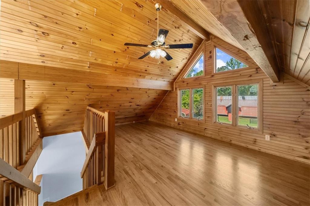 518 Overlook Dr 7.93 acres