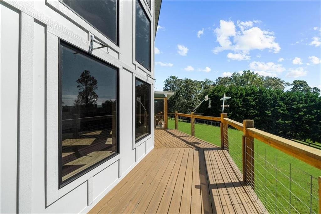 518 Overlook Dr 7.93 acres