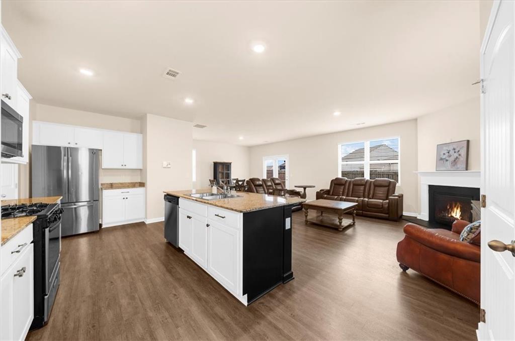 5206 Wild Berry Court